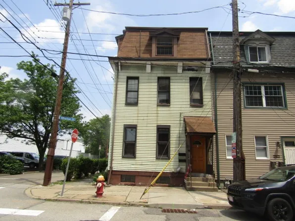 2101 Wharton St S, Pittsburgh, PA 15203