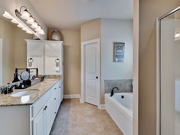 2nd image of 5053 Woodstock Way Dr