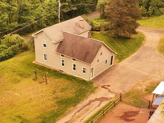 5th image of 271 Lower Rd