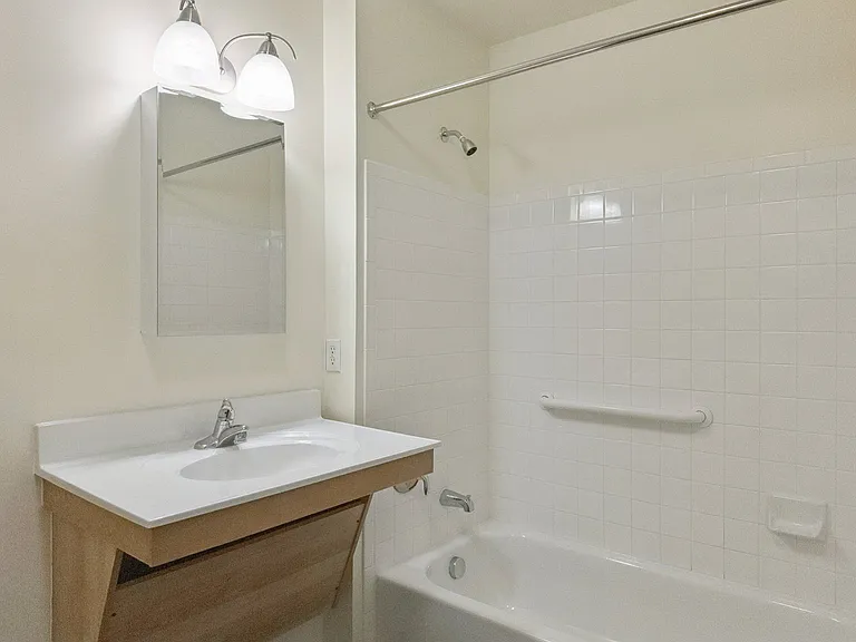 Ednor Apartments I — Photo 26