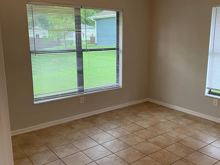 7106 Santa Clara Blvd — Photo 14