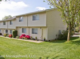 4748 SW Vermont St APT 3, Portland, OR 97219