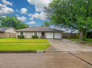 9810 Catlett Ln, La Porte, TX 77571
