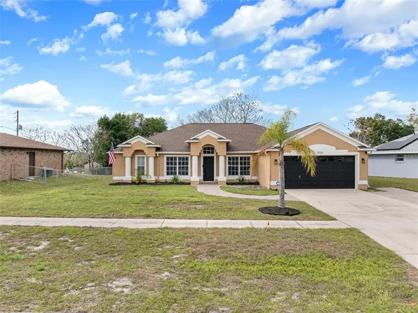 1928 Eden Dr, Deltona, FL 32725
