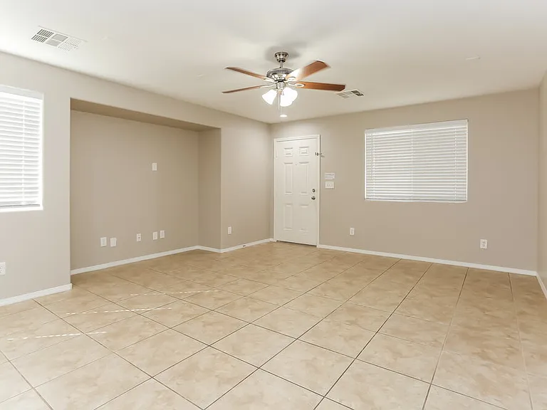 8329 Wildwood Glen Dr — Photo 5