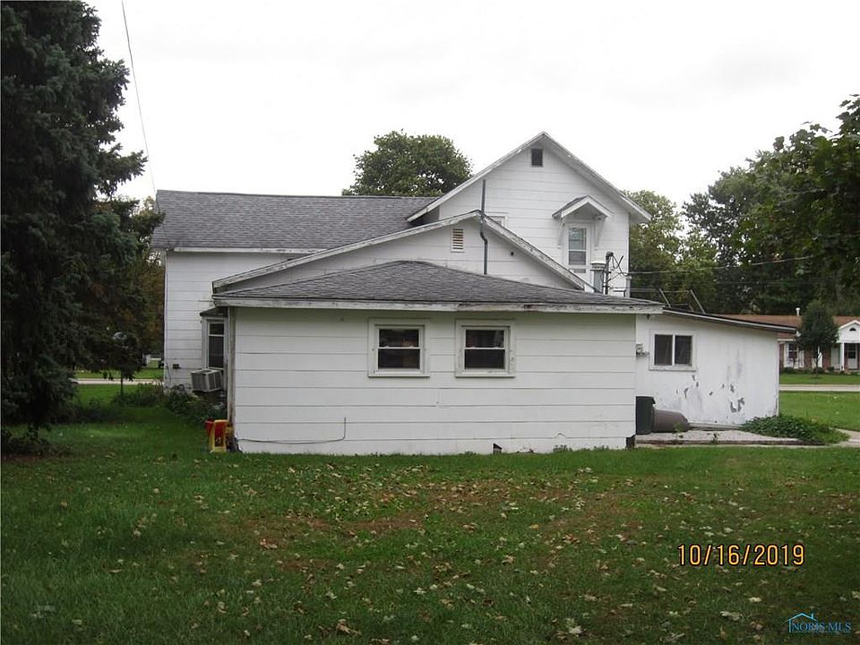 2nd image of 1408 Main St