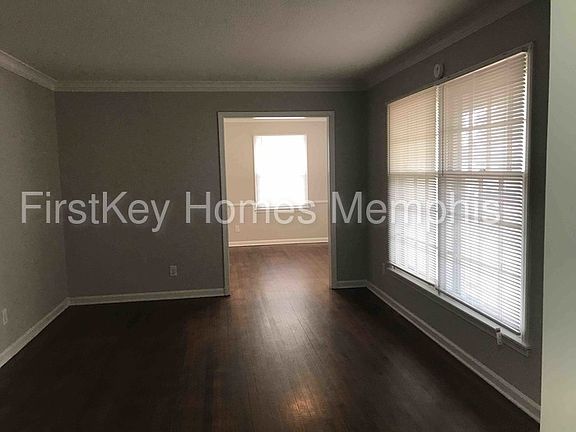 3rd image of 2288 Lovitt Dr
