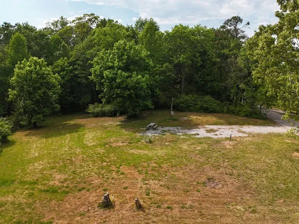 735 Robertson Loop Rd #3B, Clarkesville, GA 30523