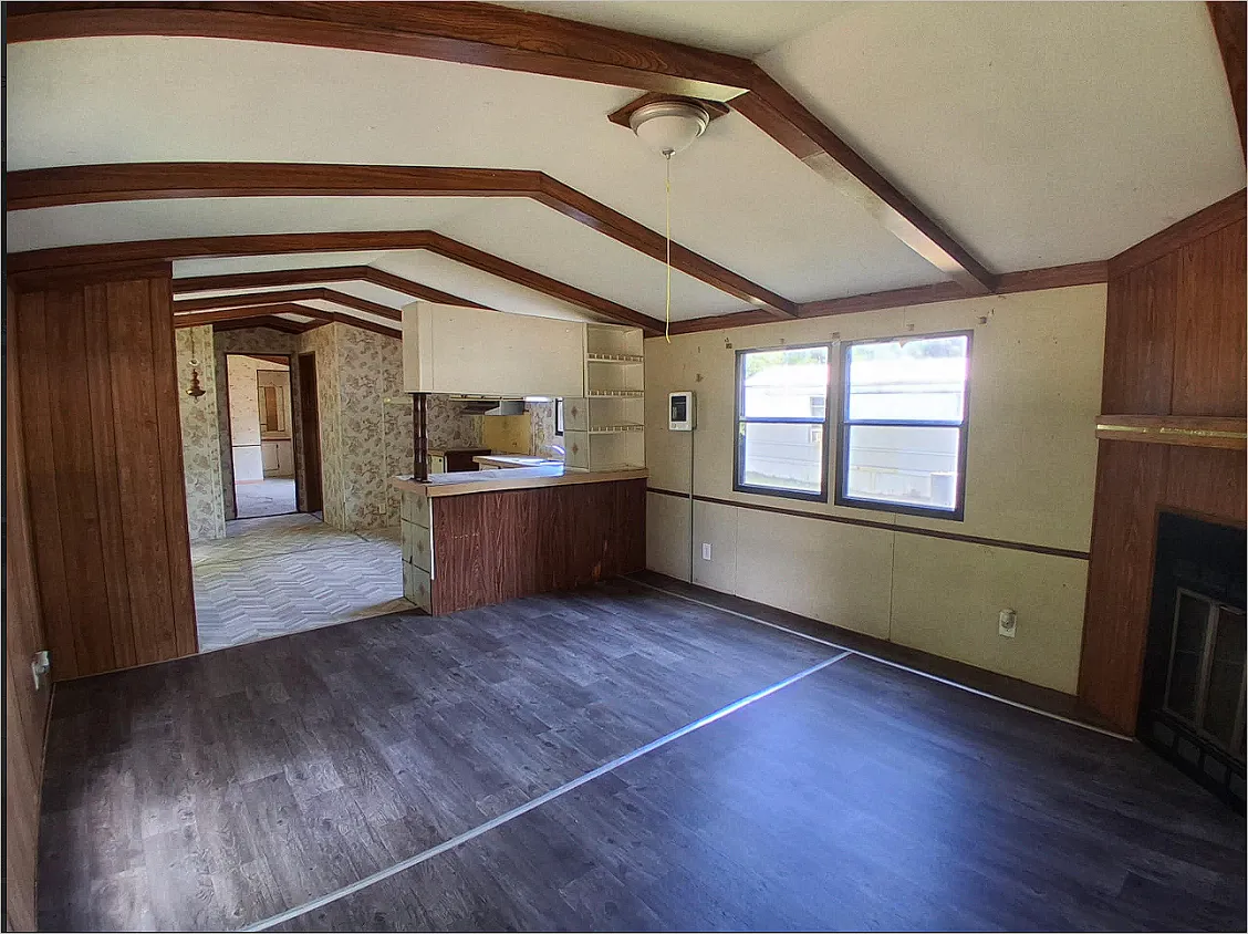 3 bed, $950 — Photo 3