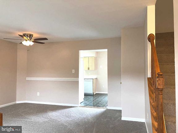 2nd image of 629 Radford Ter NE