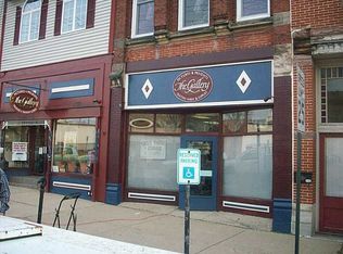 114 N Pitt St, Mercer, PA 16137