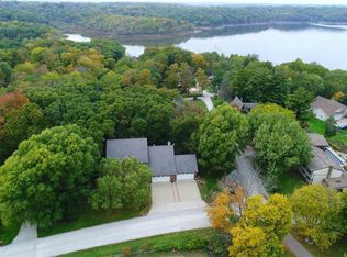 2223 Deer Run NE, North Liberty, IA 52317