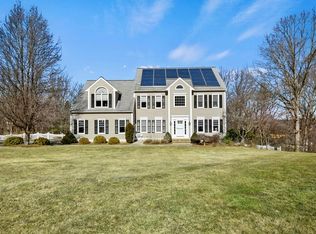 53 Piccadilly Way, Westborough, MA 01581