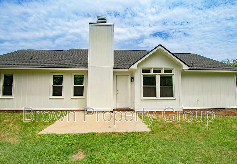 621 Winthrop Ct — Photo 16