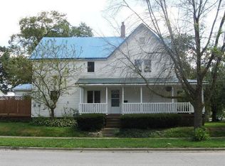 4 E Oak St, Fremont, MI 49412
