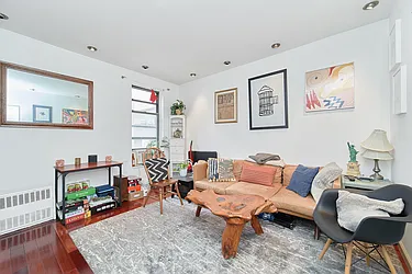 Rented by Living New York