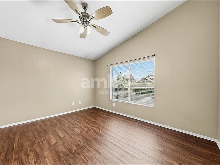 907 N Albert Dr — Photo 11