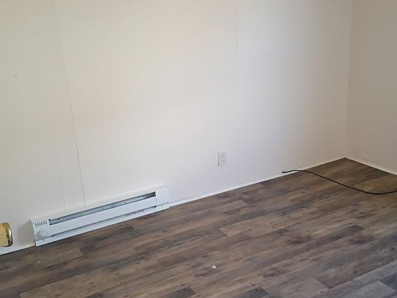 3rd image of 112 Norris Ave SE