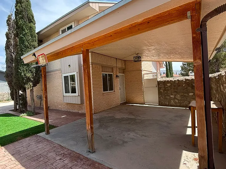 617 Cascade Ln — Photo 23