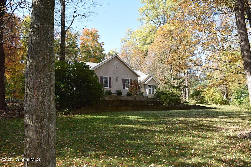 4th image of 2761 Doelner Circle