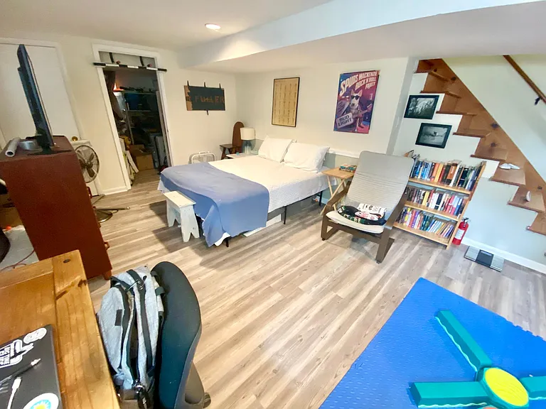 7131 Constantine Ave — Photo 15