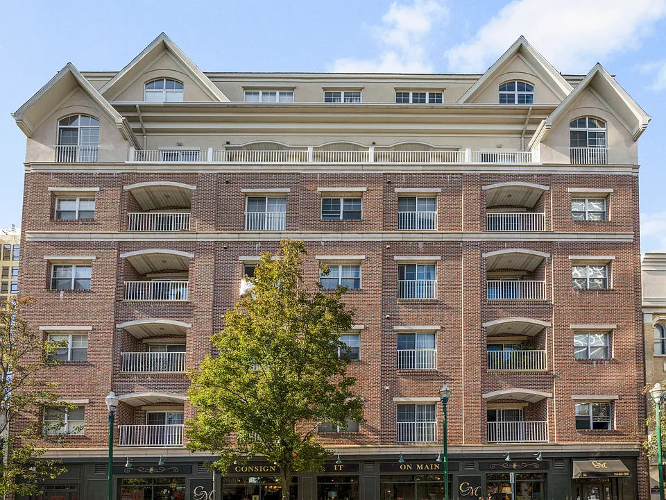 543 Main St #714