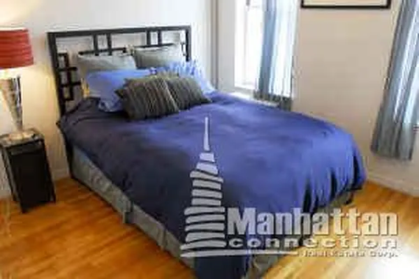 Rented by Manhattan Connection | media 34