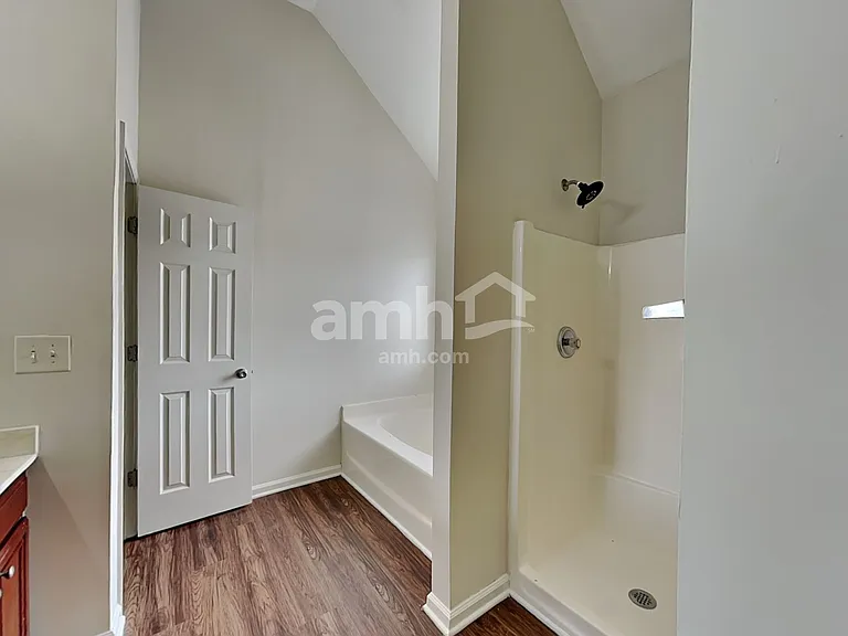 4032 Haworth Pkwy — Photo 12