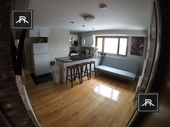 5th image of 232 Brookline St #2
