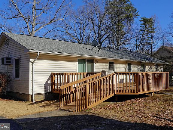 5th image of 8965 Riverside Rd