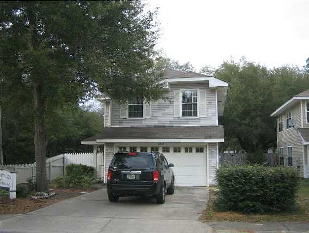 1st image of 6202 Cottage Woods Dr