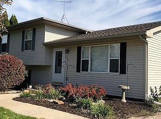 209 S Harrison St, Hebron, IN 46341