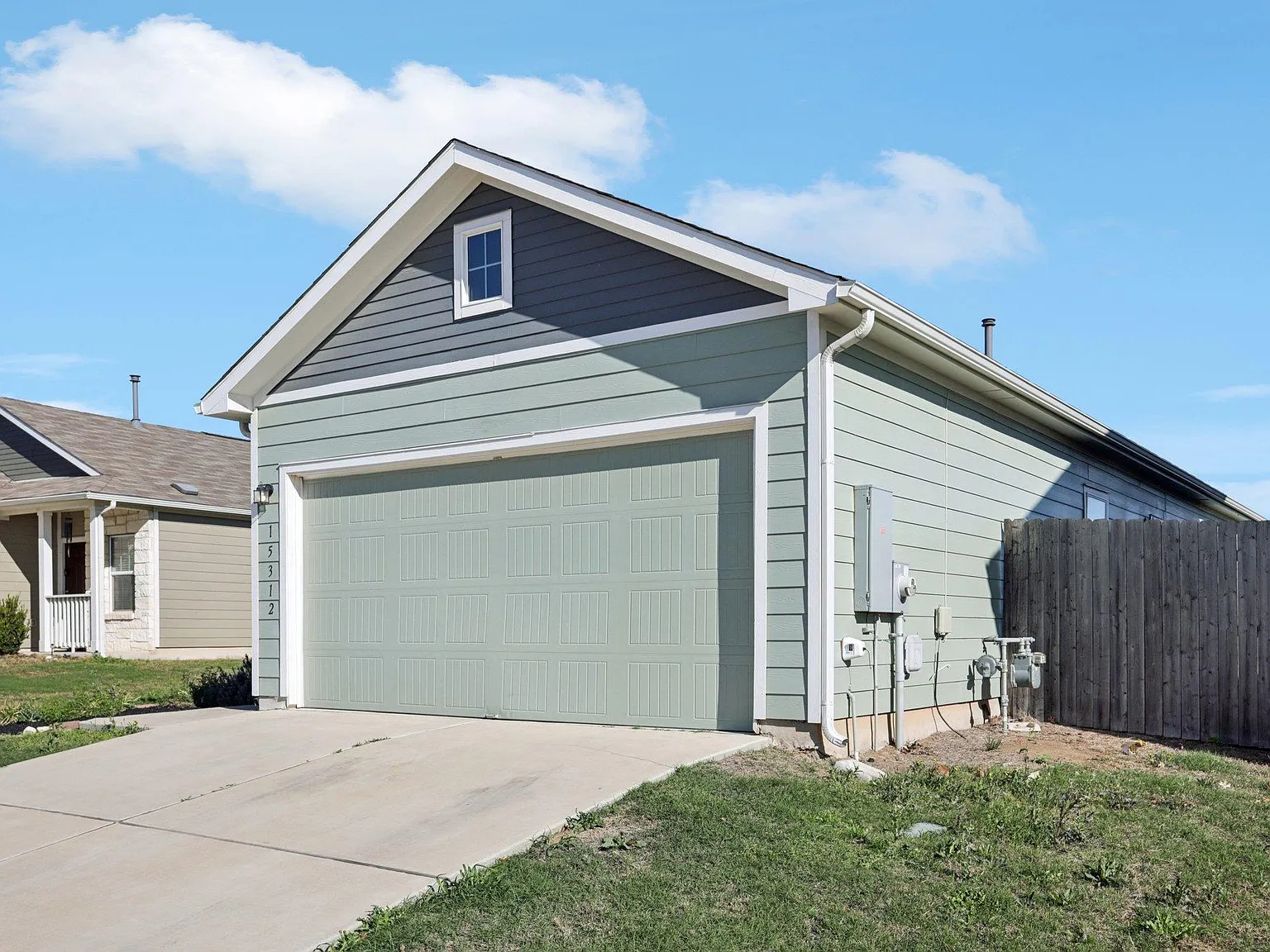 3 bed, 2.0 bath, 1479 sqft, $1,850 — Photo 4