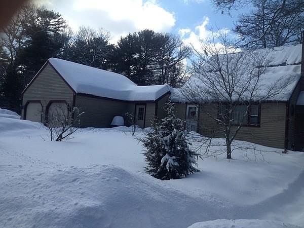 1st image of 173 Lake Dr