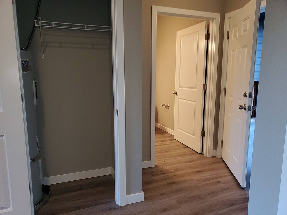 1st image of 1244 Cora St SE #301