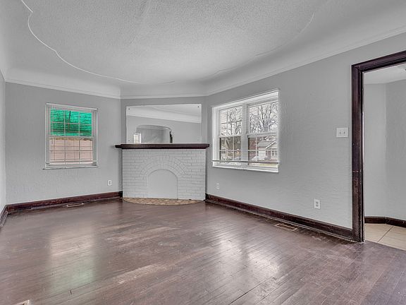 5th image of 14150 Forrer St