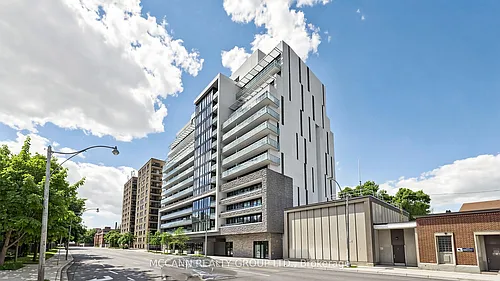 3018 Yonge St Photo 1