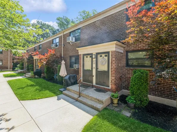 217-22 73rd Avenue image 16 of 17