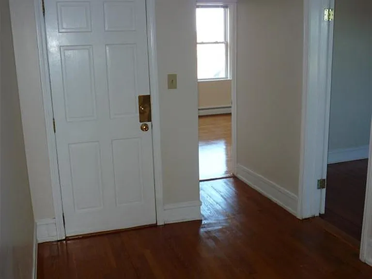 280 Brookline St #4L — Photo 3