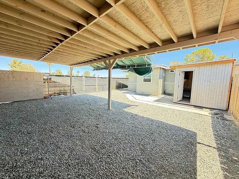 405 N Gold Canyon St — Photo 17