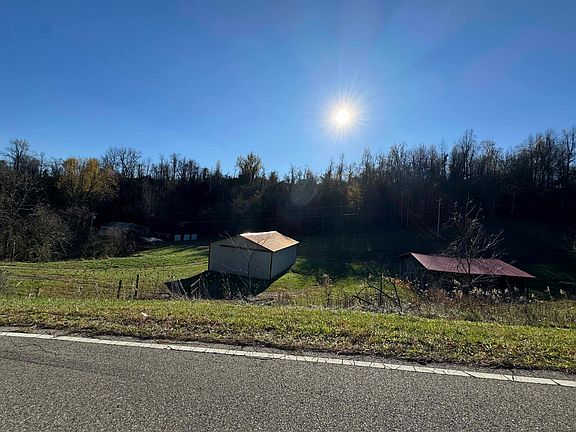 4th image of 826 County Road 17