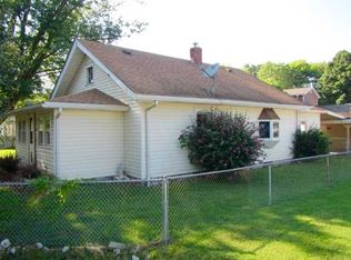 604 W McCarty Rd, Princeton, IN 47670