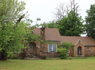 602 E Highland St, Tecumseh, OK 74873