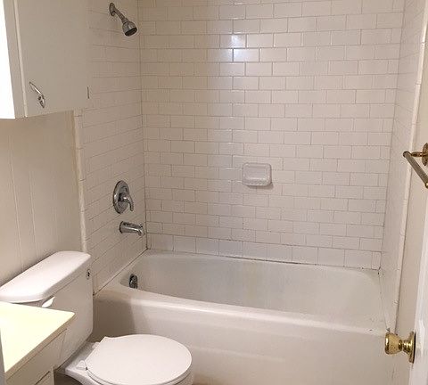 4th image of 313 N Atlantic Ave