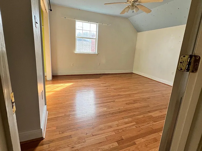 3833 Corinne Ave — Photo 7