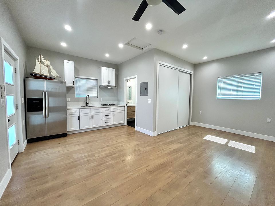 1st image of 6256 Norwich Ave #6254