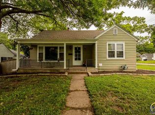 1196 SW Oakley Ave, Topeka, KS 66604