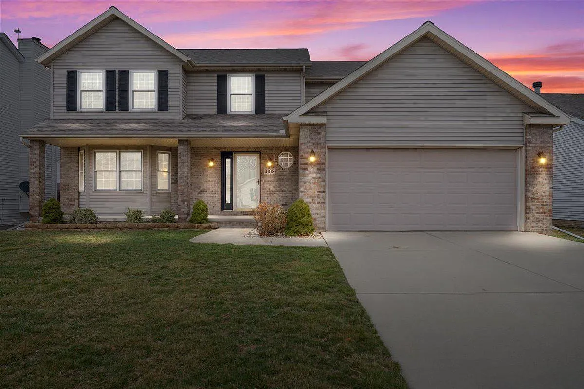 3102 Ridge Crest Dr photo 1