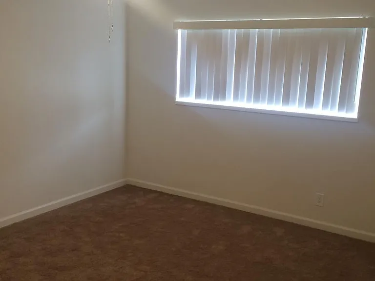 Mirabella Apartments — Photo 7