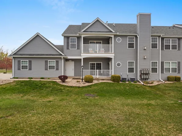 3034 E Stillwater Lndg APT 201, Urbana, IL 61802